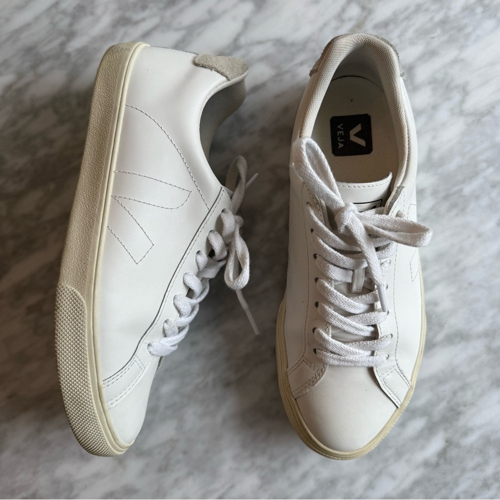 Veja Esplar White Sneakers Low-Top Minimalist